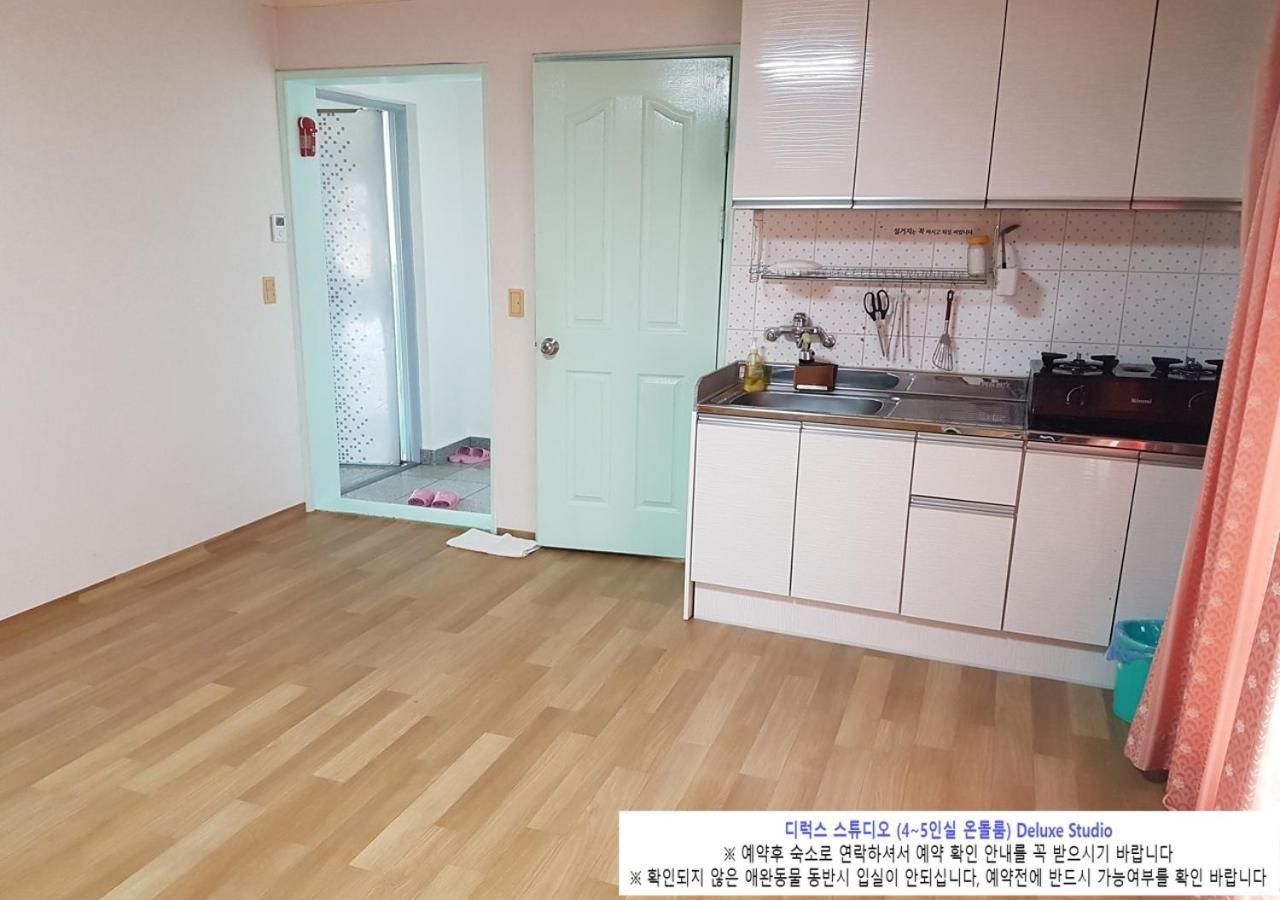 Villa Seaside Minbak à Goseong  Extérieur photo
