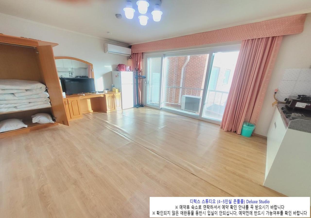Villa Seaside Minbak à Goseong  Extérieur photo